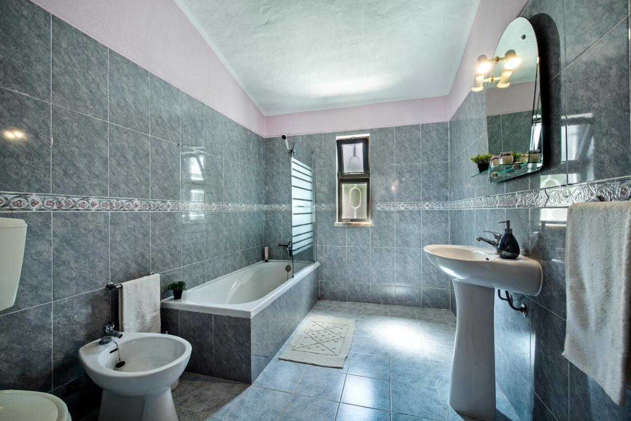 Villa Amizade *
